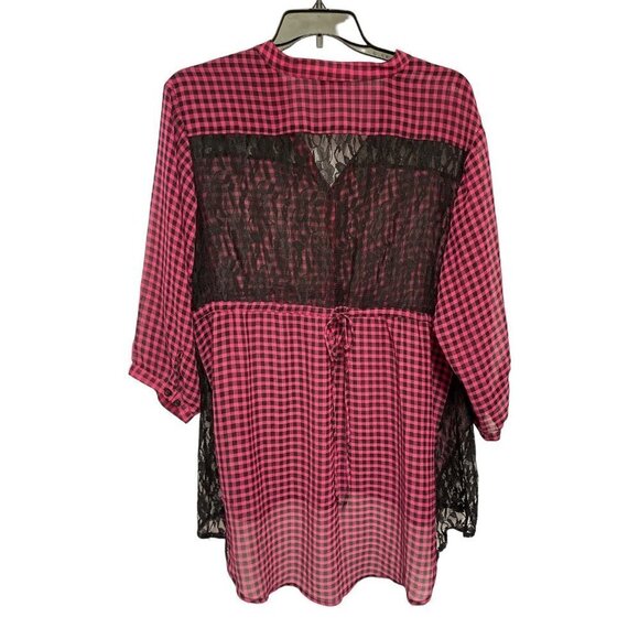TORRID Women's Loose Button-Up Top Bust 52" Pink Black Plaid Lace Hi-Lo Hem EUC - Picture 2 of 15